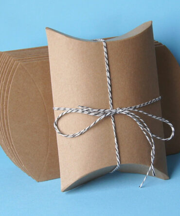 Packaging-Kraft-Pillow-Boxes